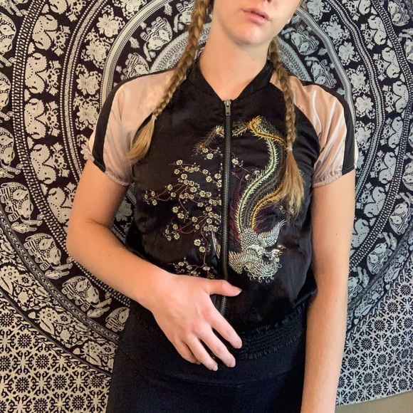 Embroidered top - Picture 3 of 4